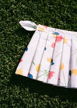 Load image into Gallery viewer, PRIMARY FLORAL SKIRT