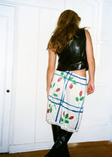 Load image into Gallery viewer, LONG STEM ROSE WINDOWPANE SKIRT
