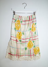 Load image into Gallery viewer, YELLOW ROSE PLAID SLIP SKIRT
