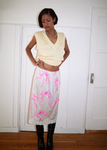Load image into Gallery viewer, PINK BOW SLIP SKIRT
