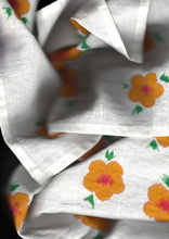 Load image into Gallery viewer, YELLOW FLORAL NAPKIN SET OF 4
